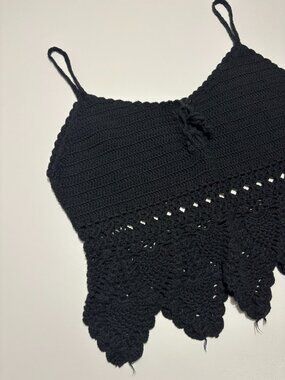 ALCEE BLACK MIDNIGHT CROCHET MUSE CROPPED COTTON TANK TOP / COVER UP